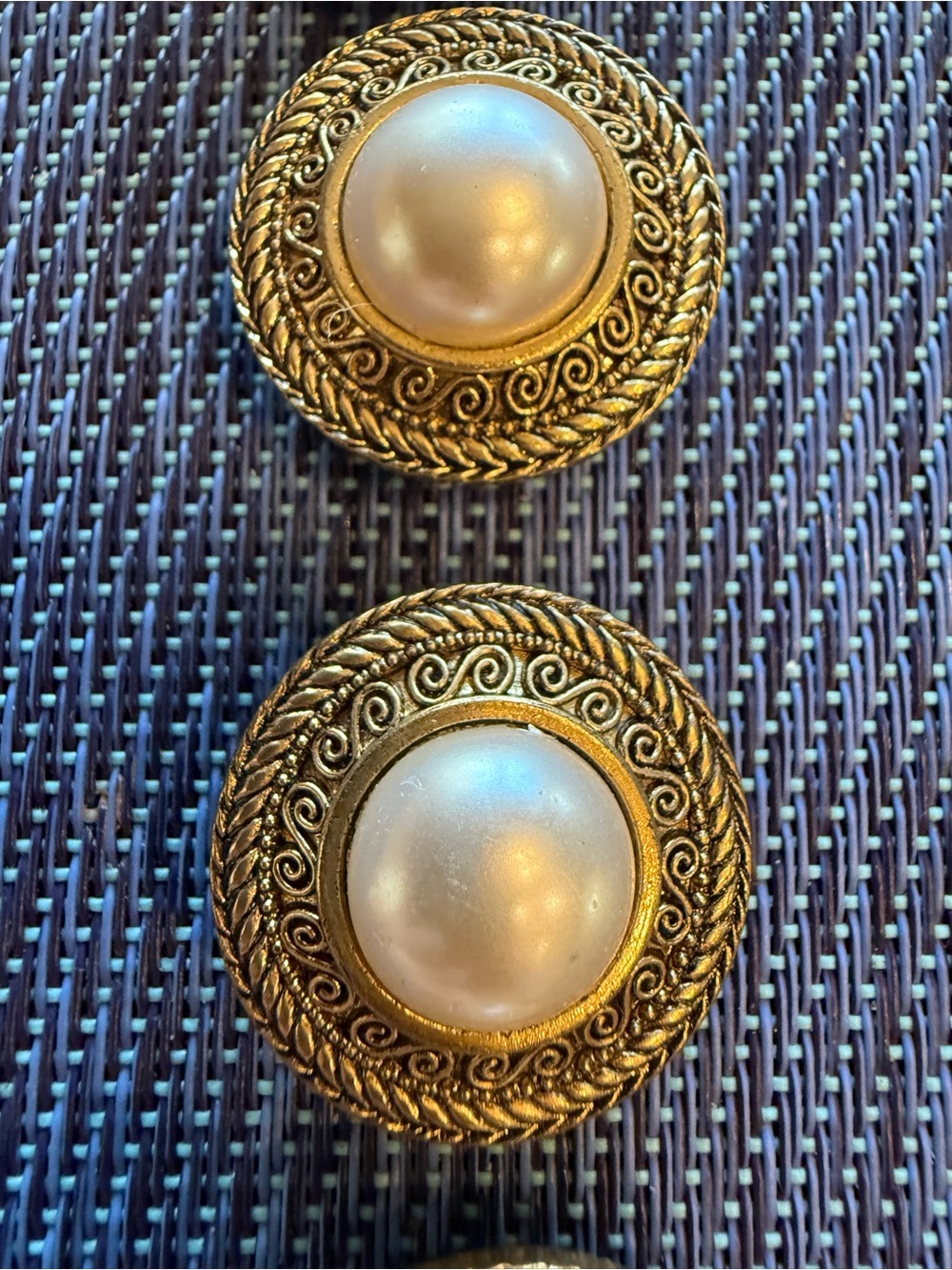 Button cover - Picture 2 of 3